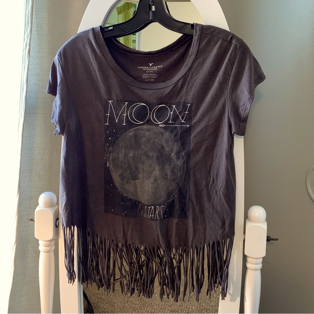 Gray Fringe Graphic Crop Top